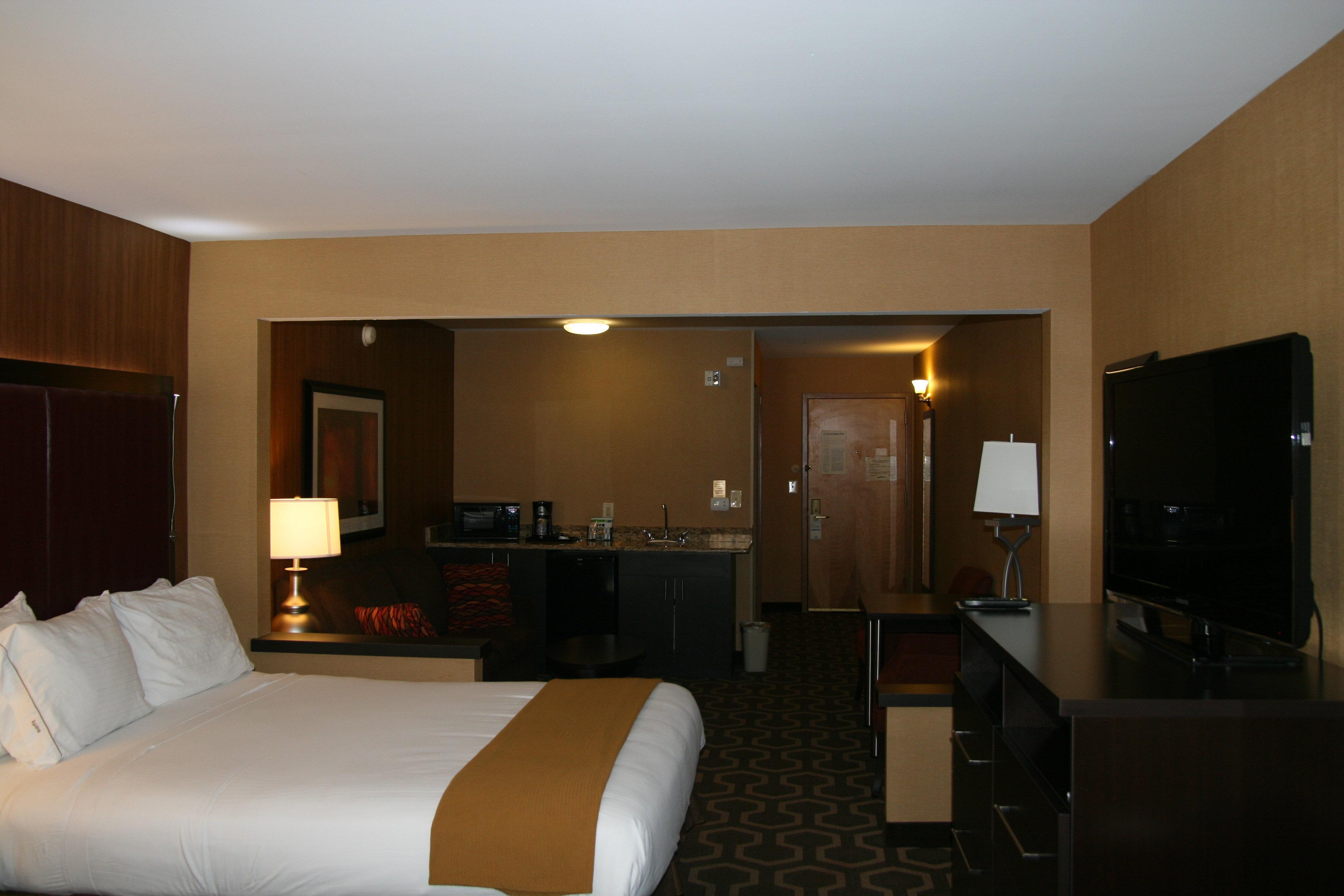 Holiday Inn Express Hotel & Suites Vineland Millville By Ihg Εξωτερικό φωτογραφία
