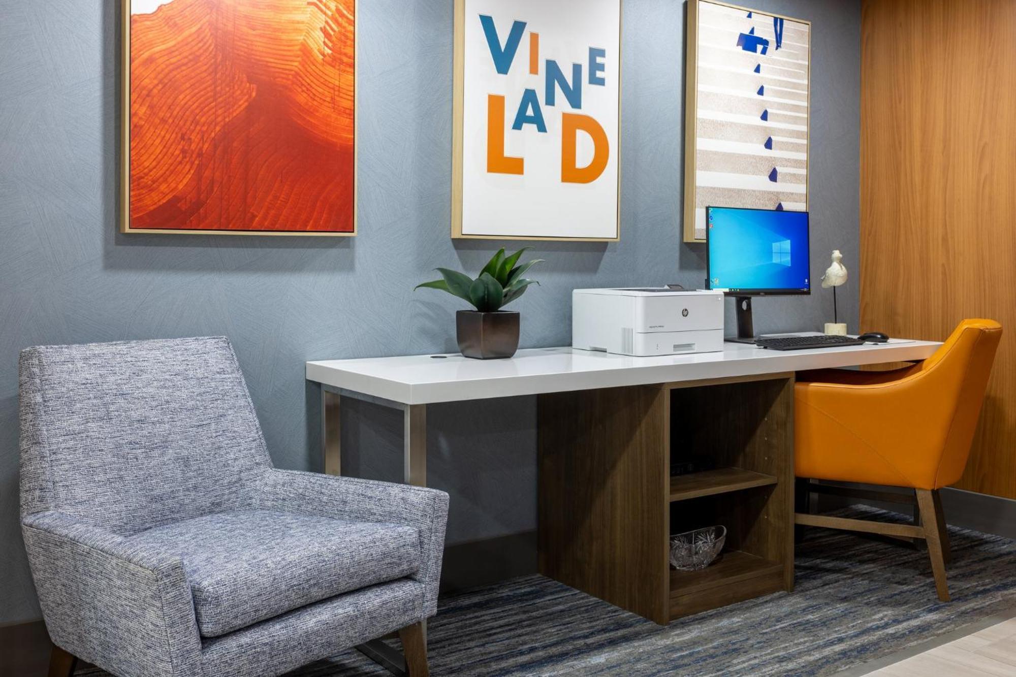 Holiday Inn Express Hotel & Suites Vineland Millville By Ihg Εξωτερικό φωτογραφία