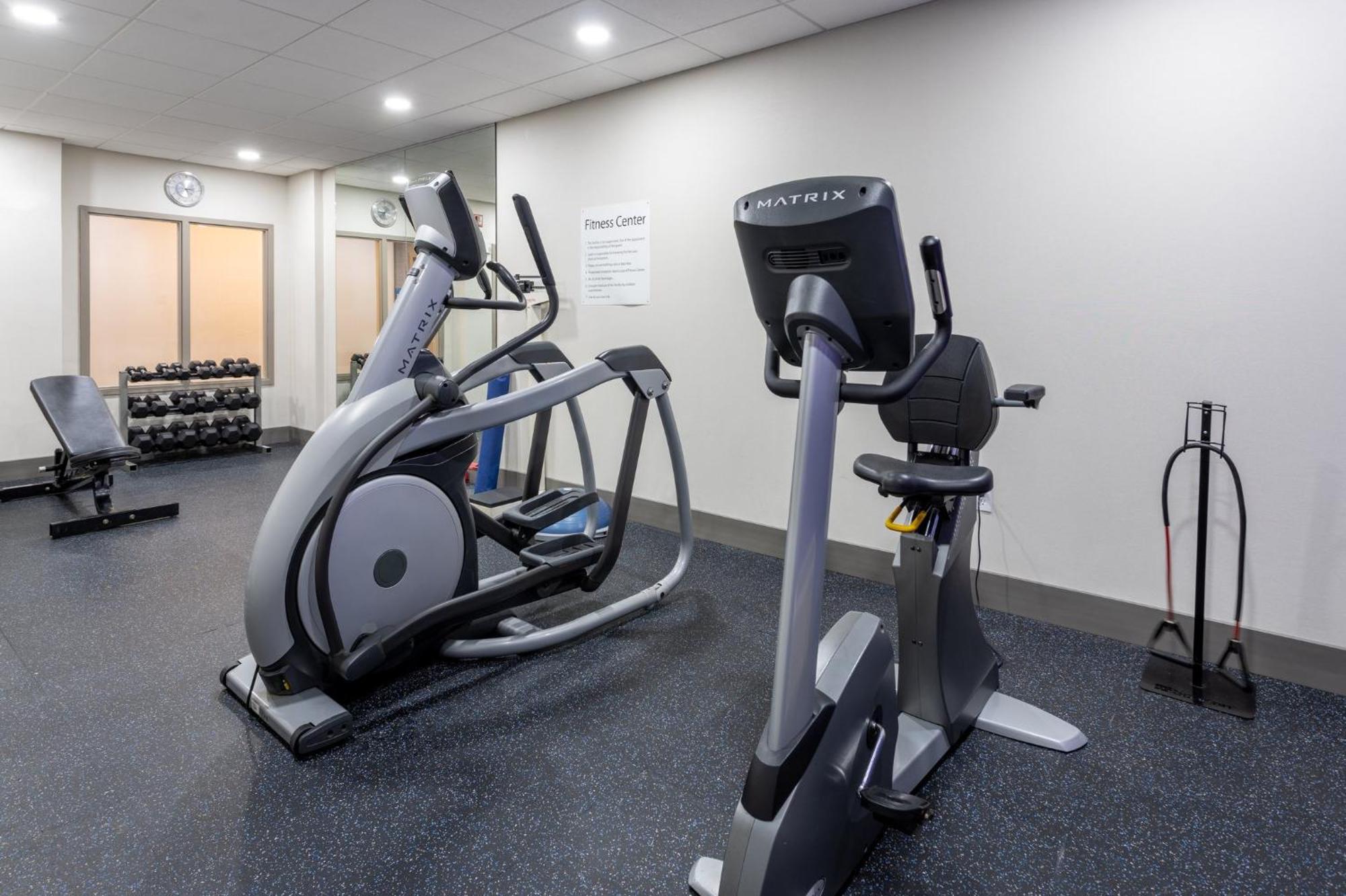 Holiday Inn Express Hotel & Suites Vineland Millville By Ihg Εξωτερικό φωτογραφία