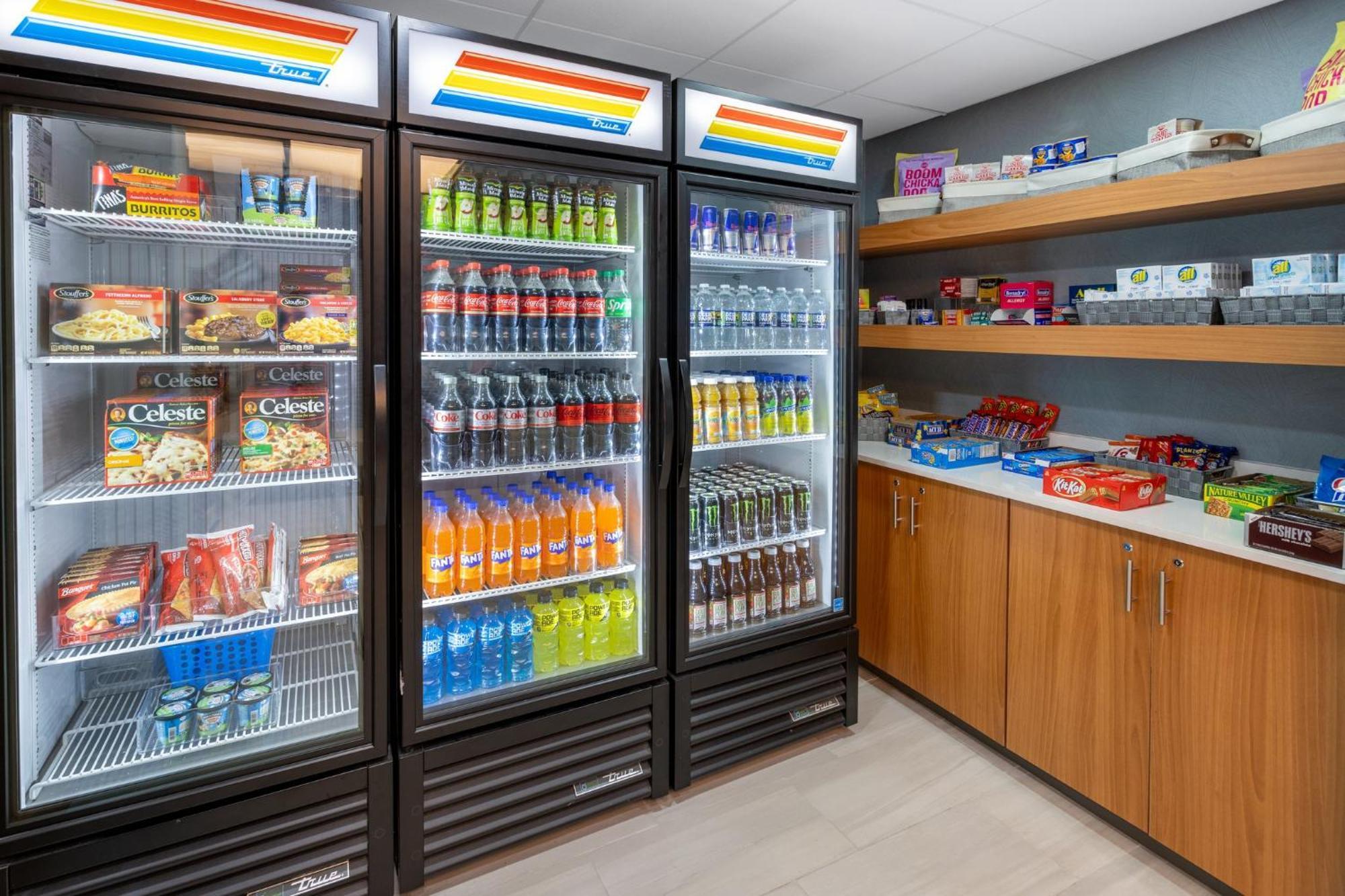Holiday Inn Express Hotel & Suites Vineland Millville By Ihg Εξωτερικό φωτογραφία